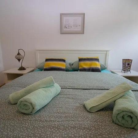 Apartman&room Aska Apartment *
